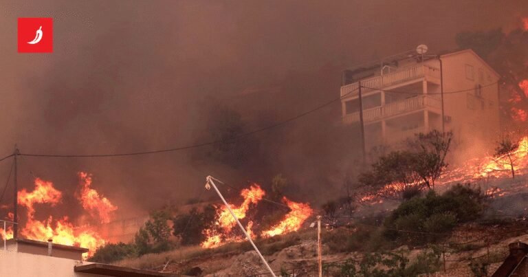 VIDEO Veliki požar kod Omiša. “U Marušićima nema kuće koju vatra nije taknula”