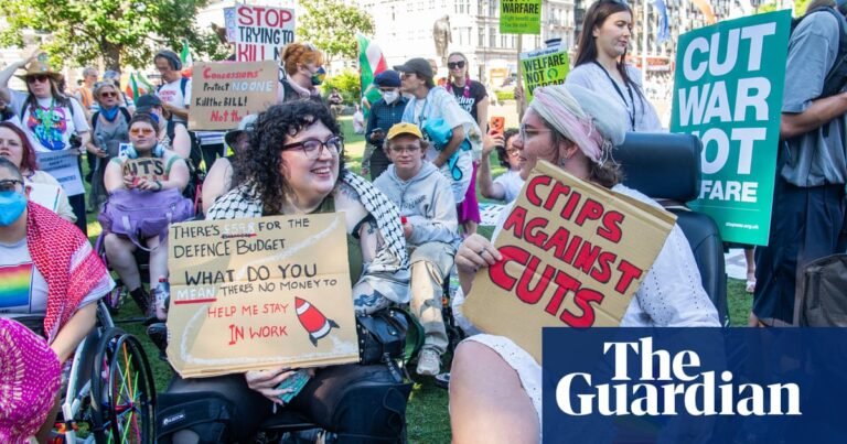 No 10 plan to avert Labour welfare rebellion in chaos amid division over scale of concessions | Welfare