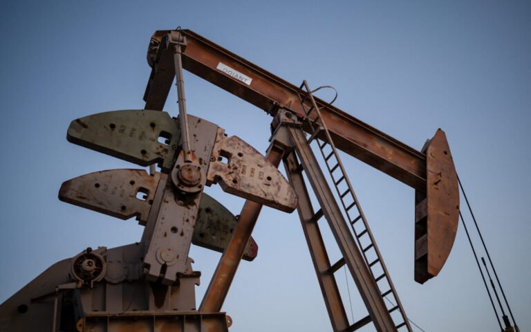 IEA spremna aktivirati krizne zalihe nafte u slučaju eskalacije izraelsko-iranskog sukoba
