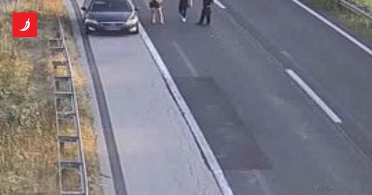 Teška prometna na A4. Poginula jedna osoba, promet zatvoren u oba smjera