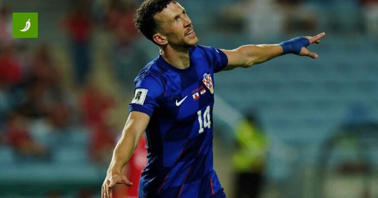 Perišić je prvi nogometaš u povijesti hrvatske reprezentacije koji je dobio desetku