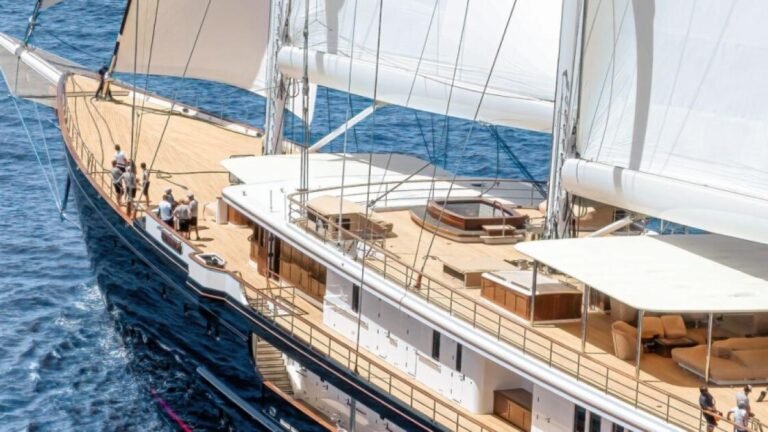 Matrimonio Jeff Bezos: megayacht a Venezia per le nozze del padrone di Amazon