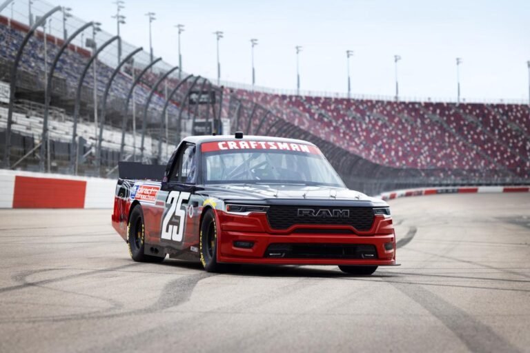 RAM kehrt 2026 in die NASCAR Truck Series zurück