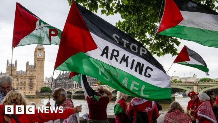 Keir Starmer faces calls for stronger line on Gaza