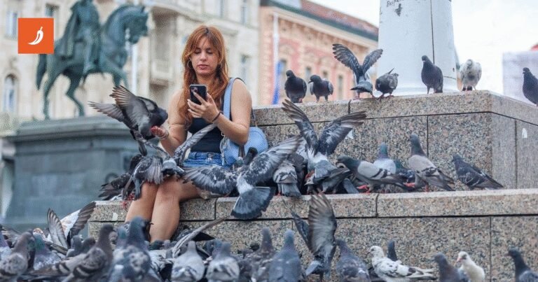 Fotka dana: Djevojka svojom gestom na 30+ °C oduševila prolaznike u centru Zagreba