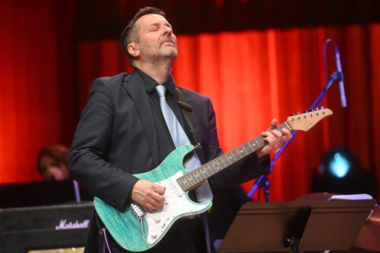 Rasplakani Ante Gelo u potresnoj objavi: ‘Slomljen sam, utkan si u moj život’