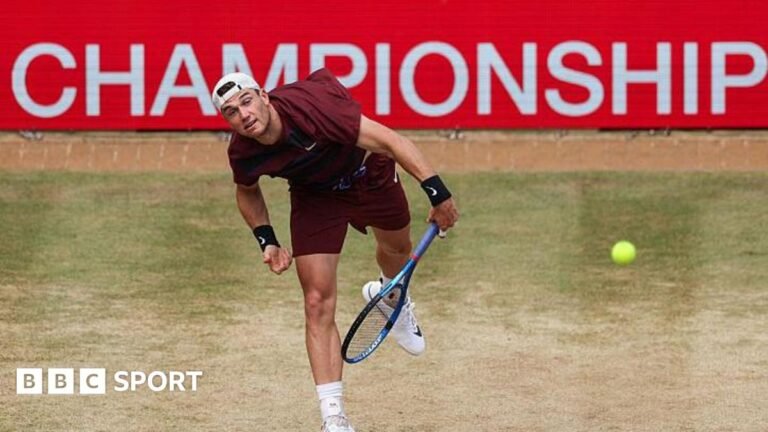 Queen’s 2025: Jack Draper beaten in semi-finals by Jiri Lehecka