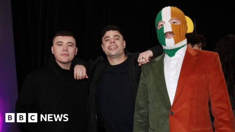 Kneecap performing at Glastonbury ‘not appropriate’, PM says