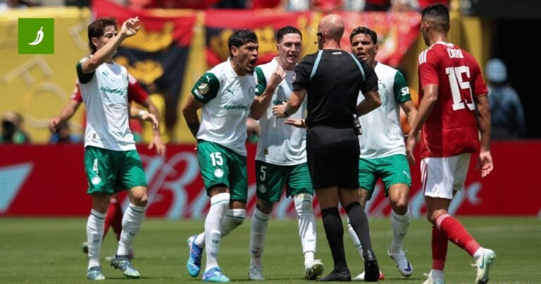 Englez pokazao crveni igraču na klupskom SP-u. Pogledajte kako ga je Bebek poništio