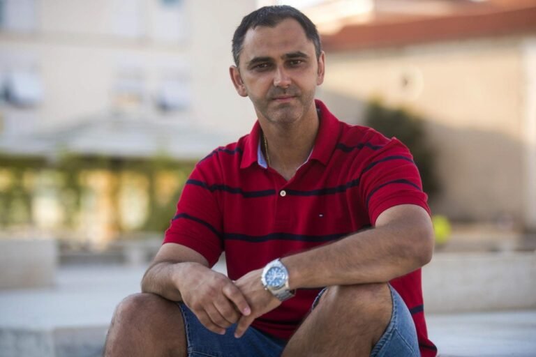 Nakon 29 osvojenih titula s belgijskim Oostendeom Dario Gjergja potpisao za francuski Limoges. Za pomoćnika je poveo jednog Zadranina