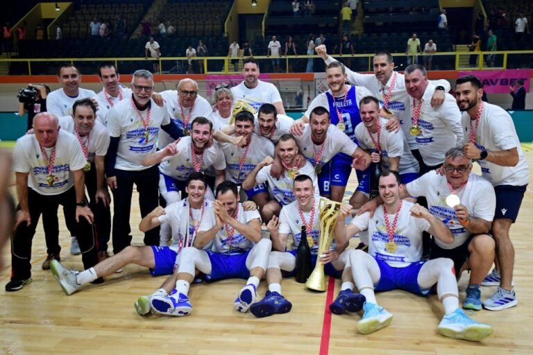 Večeras je naša fešta, večeras se vino pije… Zadar šampion Hrvatske