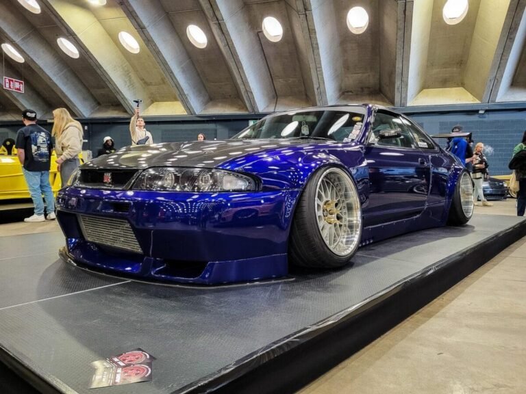 Viel heißer geht’s nicht: Nissan Skyline R33