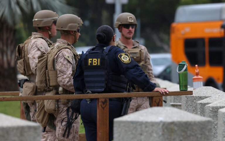 FBI je pokrenuo kaznene istrage protiv bivših direktora CIA-e i FBI-a