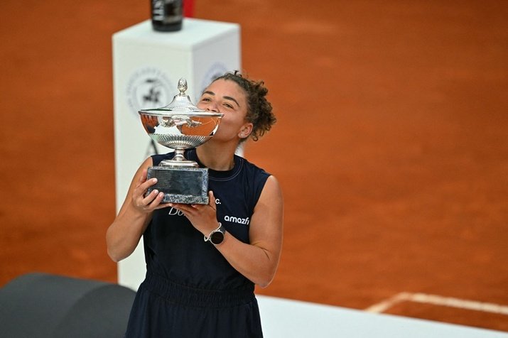 Paolini Conquers Gauff In Straights To Rule Rome