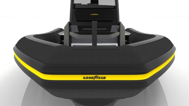Goodyear, il debutto nella nautica con un gommone di lusso da 10 metri