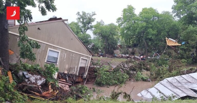 VIDEO Poplave u Teksasu, 24 mrtvih, nestalo 25 djece. “Rijeka je narasla 8 metara”