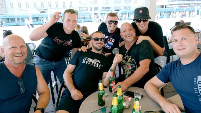 Prvi posjetitelji već su počeli pristizati: Pogledajte kakva atmosfera vlada u Zagrebu uoči koncerta