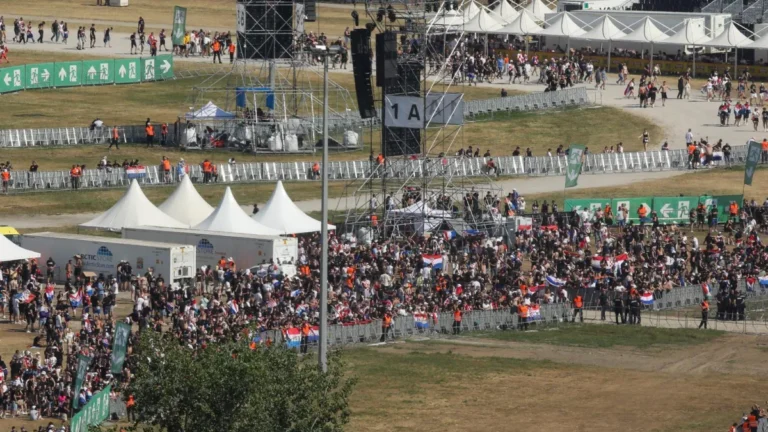 Osveta s kartama za koncert Marka Perkovića Thompsona