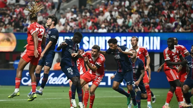 PSG s dva igrača manje izbacio Bayern: Doue i Dembele zabili za prolaz u polufinale