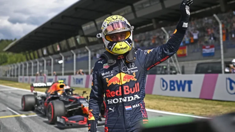 Max Verstappen mogao bi prijeći u Mercedes