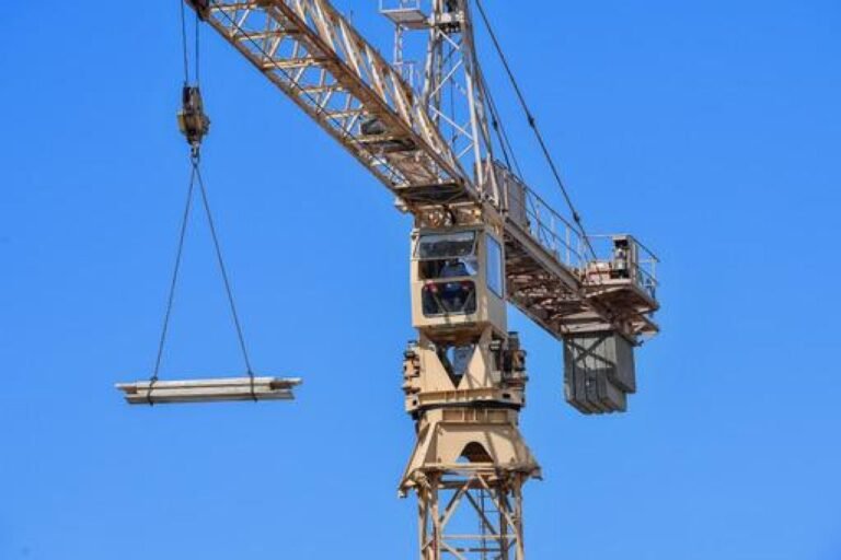 Tko će preuzeti izdavanje građevinskih dozvola u Dubrovniku? Evo koja se plaća nudi novom pročelniku