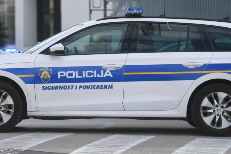 Slobodna Dalmacija – Dječaka u splitskom parku izudarao i slomio mu sljepoočnu kost, pronašli ga prolaznici