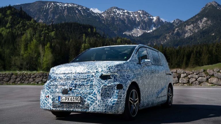 Mercedes’ Electric Luxury Van Packs Some Serious Range